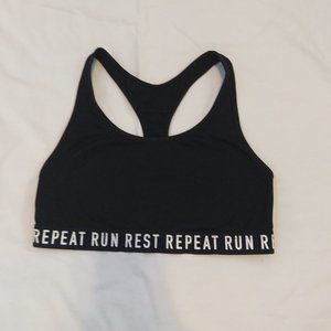 ✰ black sports bra ✰